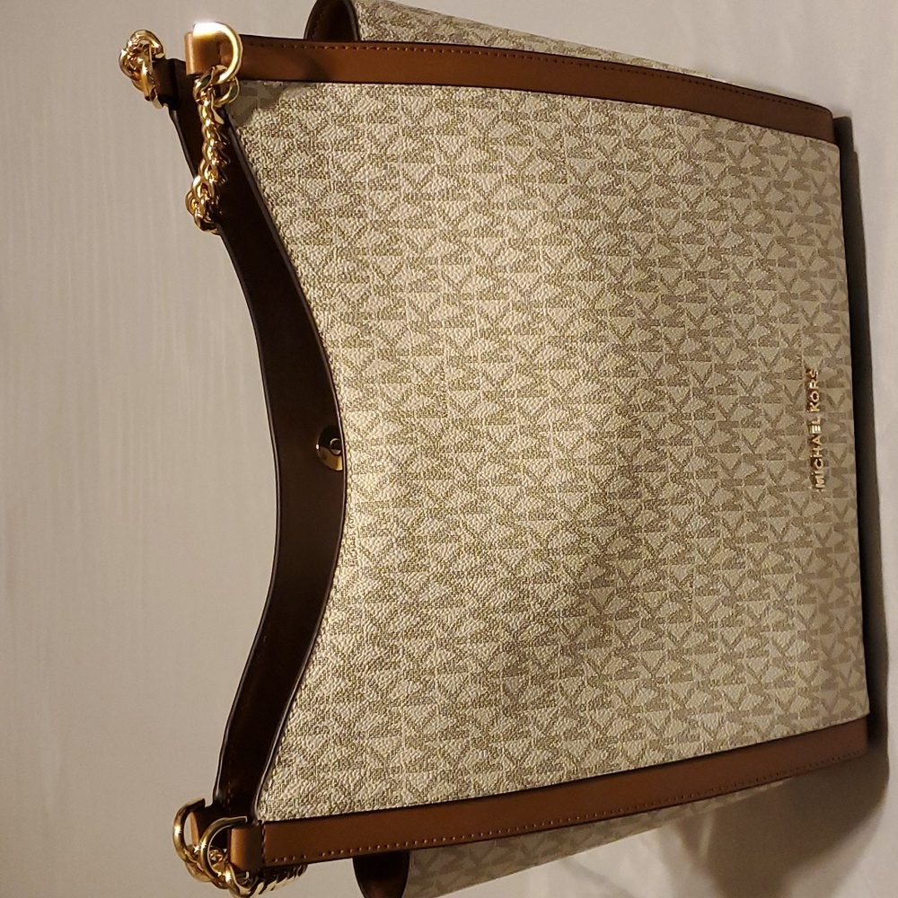 Michael Kors handbag